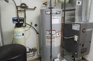 910 High Point Dr, Rockton, IL 61072 - Photo 14