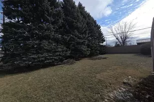 2517 Rock St, Peru, IL 61354 - Photo 12