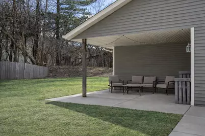 5788 Jackies Drive, Loves Park, IL 61111 - Photo 4