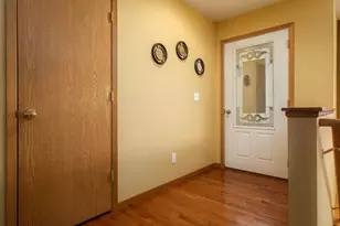 5788 Jackie's Dr, Loves Park, IL 61111 - Photo 6