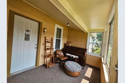 302 E Park Street, Morrison, IL 61270 - Photo 2