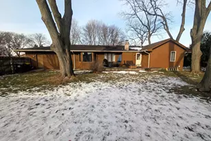 5293 Arbutus Rd, Rockford, IL 61107 - Photo 18