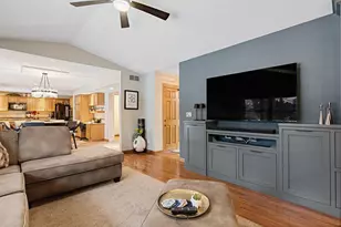 3744 Trainer Rd, Rockford, IL 61114 - Photo 14