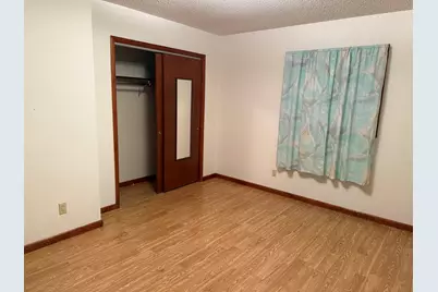 559 N Greenfield Drive, Freeport, IL 61032 - Photo 12