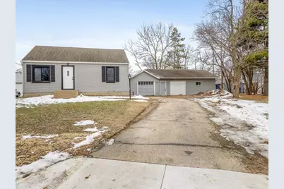 3437 Southworth Ct, Rockford, IL 61109 - Photo 2