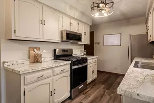 3625 Flambeau Dr, Rockford, IL 61114 - Photo 10