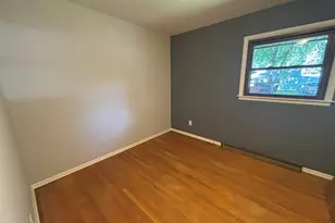 308 W Marshall St, Belvidere, IL 61008 - Photo 8