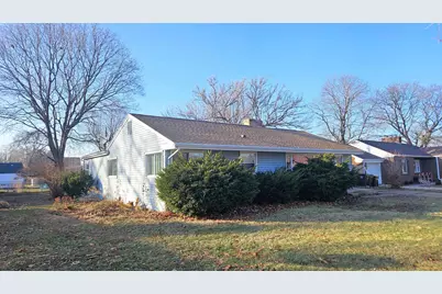 2310 N Winnebago Avenue, Rockford, IL 61103 - Photo 1