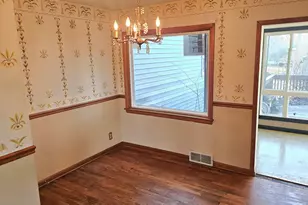 2310 N Winnebago Ave, Rockford, IL 61103 - Photo 8