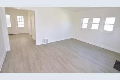 1724 Ridge Avenue, Rockford, IL 61103 - Photo 4