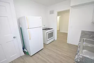 1724 Ridge Ave, Rockford, IL 61103 - Photo 12