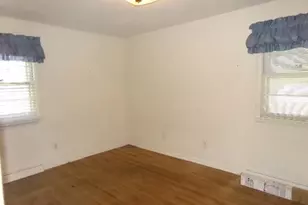 1435 Bolkinwood Dr, Freeport, IL 61032 - Photo 16