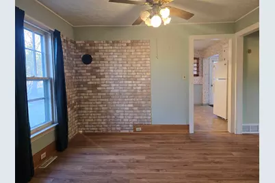 320 Westmoreland Avenue, Rockford, IL 61102 - Photo 8