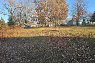 320 Westmoreland Ave, Rockford, IL 61102 - Photo 38