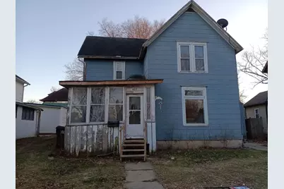 409 W Avon Street, Freeport, IL 61032 - Photo 1