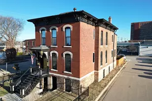 129 N 2nd St, Rockford, IL 61107 - Photo 1