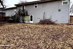 2620 Boylan Ct, Rockford, IL 61101 - Photo 8