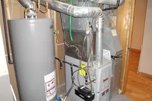 1011 Kingsley Dr, Machesney Park, IL 61115 - Photo 14