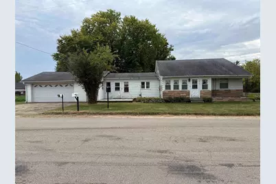 3018 W Beaver Road, Freeport, IL 61032 - Photo 2