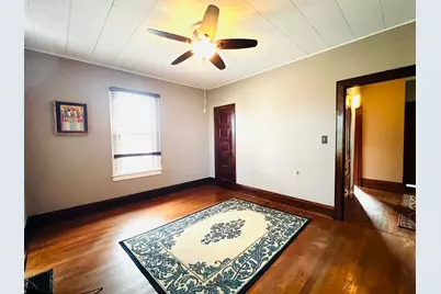 137 N Stewart Avenue, Freeport, IL 61032 - Photo 12