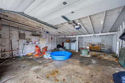 425 N Hinkley Avenue, Rockford, IL 61101 - Photo 30