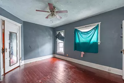 425 N Hinkley Avenue, Rockford, IL 61101 - Photo 20