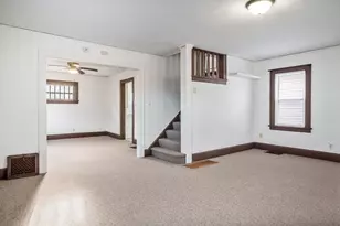 421 Olive St, Rockford, IL 61107 - Photo 6