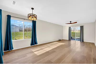 7636 Creek Bend, Rockford, IL 61114 - Photo 8