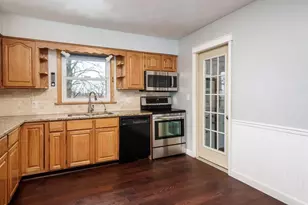 114 Bunn Dr, Rockton, IL 61072 - Photo 8