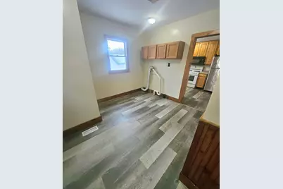 108 S 8th Street, South Beloit, IL 61080 - Photo 10