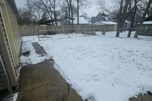 110 S 8th St, South Beloit, IL 61080 - Photo 18