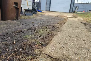 1524 Virginia Ave, Rockford, IL 61103 - Photo 24