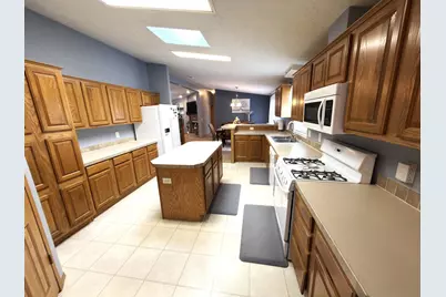 2334 Blossom Lane, Belvidere, IL 61008 - Photo 8