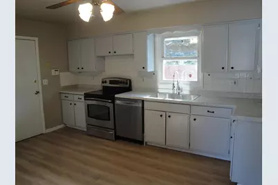 1301 Juniper Lane, Machesney Park, IL 61115 - Photo 2