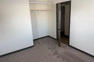 1001 39th Ave, Rockford, IL 61109 - Photo 10