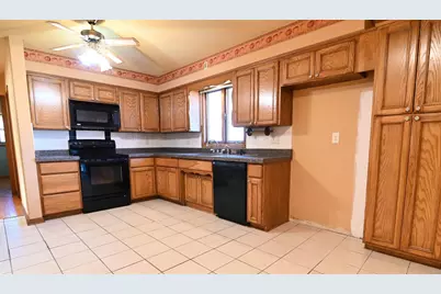2623 Lorado Lane, Rockford, IL 61101 - Photo 8