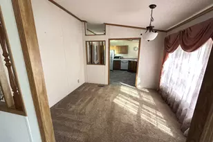 922 Micole Dr, Belvidere, IL 61008 - Photo 4