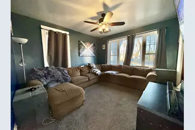 318 S Chestnut Street, Shannon, IL 61078 - Photo 4