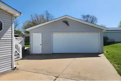 8511 Fig Tree Lane, Roscoe, IL 61073 - Photo 2