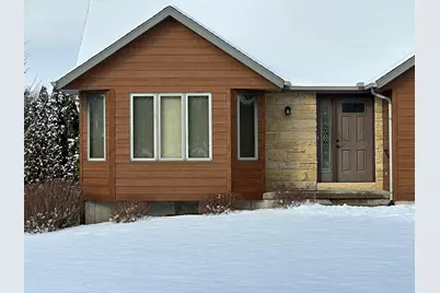 704 Brynnwood Lane, Lena, IL 61048 - Photo 2