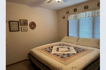 704 Brynnwood Lane, Lena, IL 61048 - Photo 24