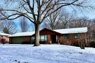 1431 Monticello Ln, Rockford, IL 61107 - Photo 2