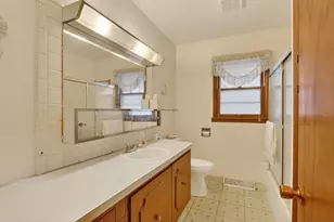 2820 Hanson St, Rockford, IL 61109 - Photo 18
