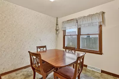 2820 Hanson Street, Rockford, IL 61109 - Photo 14