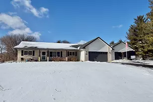 5235 W Forest Trail, Rockford, IL 61109 - Photo 2