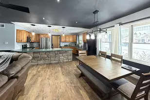 5235 W Forest Trail, Rockford, IL 61109 - Photo 6