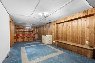 6402 East Dr, Loves Park, IL 61111 - Photo 16