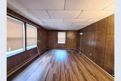 200 N Oregon Street, Troy Grove, IL 61372 - Photo 24