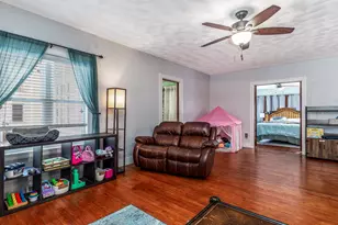 469 Dewey Ave, Galena, IL 61036 - Photo 12