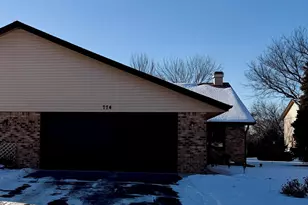 774 Tulip Ln, Rockford, IL 61107 - Photo 1